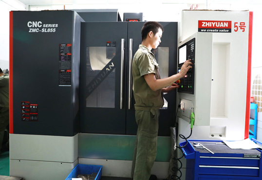 高漲力板三合一送料機(jī)是未來(lái)的開(kāi)展趨勢(shì)